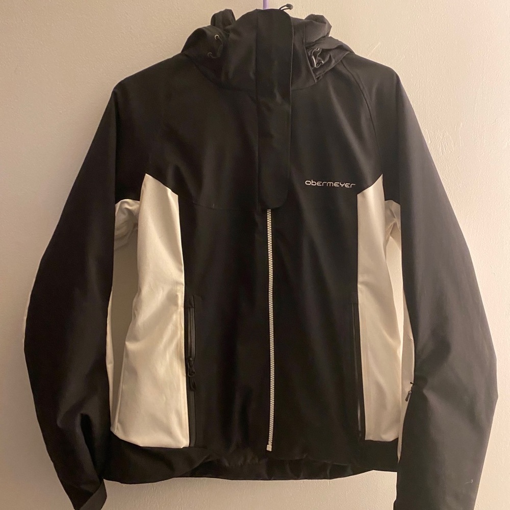 Obermeyer ski and snowboard jacket